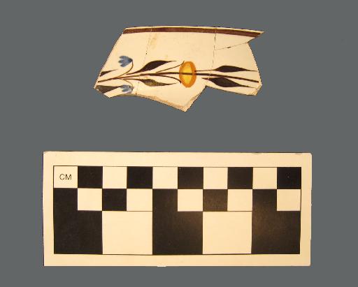 Pearlware Saucer fragments